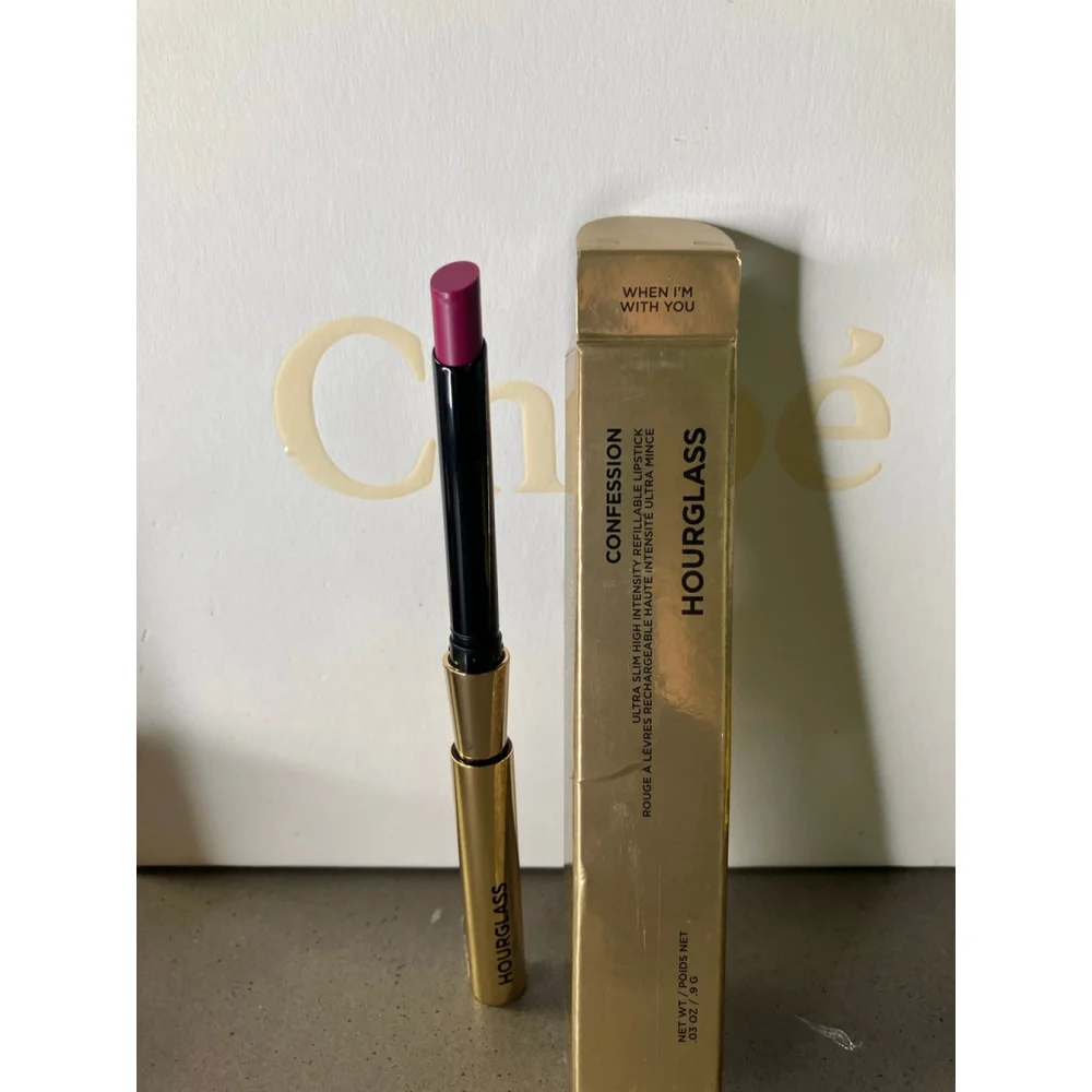 Hourglass Confession When I’m With U Lipstick